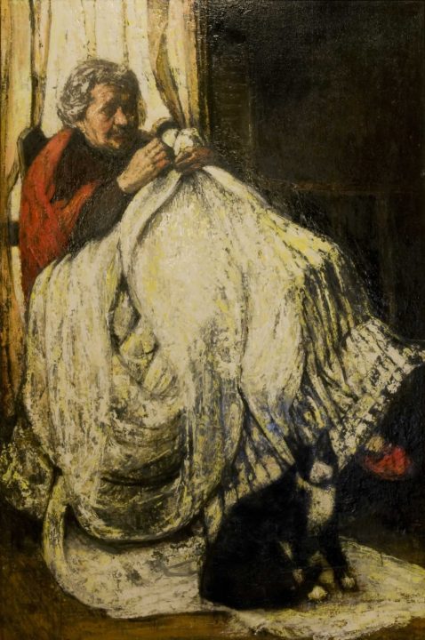 mujer cosiendo